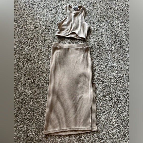 Princess Polly Beige Ellie Set - Size 4 - Picture 4 of 6